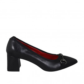 Woman's pump with accessory in black leather heel 6 - Available sizes:  32