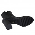 Stivaletto da donna con cerniera e punta tonda in pelle nera tacco 8 - Misure disponibili: 44