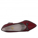 Escarpin à bout pointu pour femmes avec accessoire en cuir verni bordeaux talon 6 - Pointures disponibles:  42