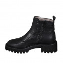 Stivaletto da donna con cerniera, borchie e fibbia in pelle nera tacco 4 - Misure disponibili: 42, 44, 45