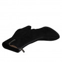 Stivaletto da donna con cerniere in camoscio nero tacco 7 - Misure disponibili: 43, 44, 45