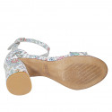 Zapato abierto para mujer con cinturon en piel blanca imprimida multicolor tacon 7 - Tallas disponibles:  32