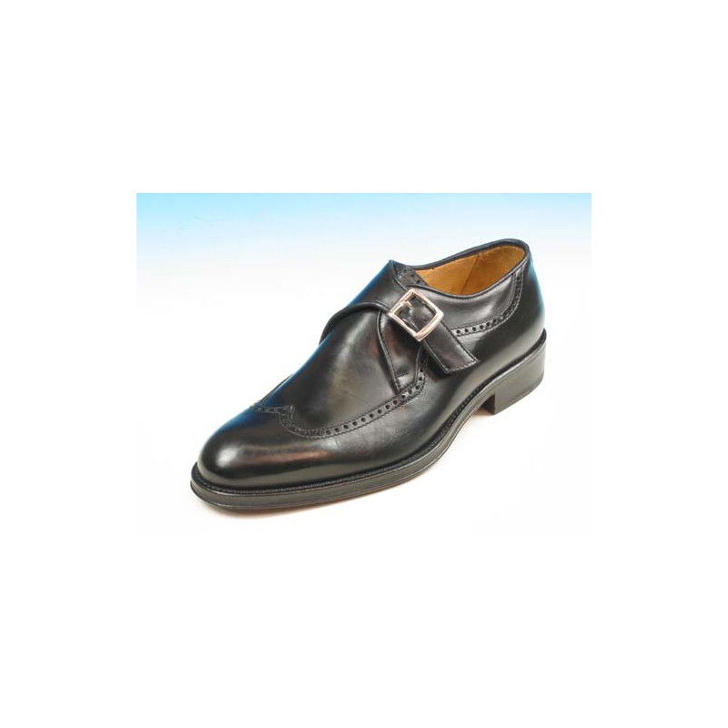 Zapato elegante para hombre con hebilla y decoraciones a punta de ala en piel negra - Tallas disponibles:  54