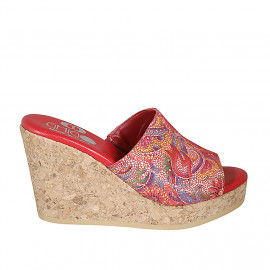 Mule para mujer en piel roja imprimida multicolor con plataforma y cuña 9 - Tallas disponibles:  42, 43