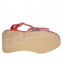 Sandalo da donna in pelle rossa stampata mosaico con cinturino, plateau e zeppa 9 - Misure disponibili: 42, 43, 44, 45