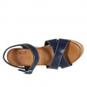 Sandalo da donna in vernice blu con cinturino, plateau e zeppa 9 - Misure disponibili: 42, 43, 44