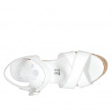 Sandale pour femmes avec plateforme et courroie en cuir blanc talon compensé 9 - Pointures disponibles:  42