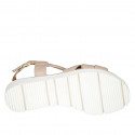 Sandalo da donna in pelle rosa chiaro con fasce incrociate zeppa 3 - Misure disponibili: 32