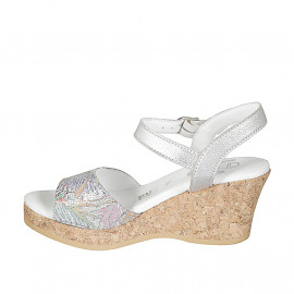 Woman's sandal in silver... 2