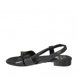 Woman's sandal with elastic... 2