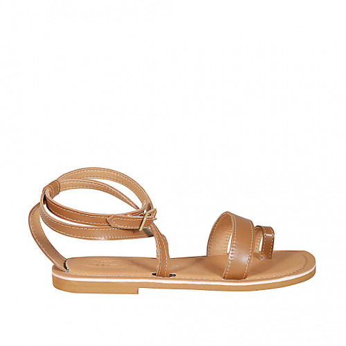 Sandalia de dedo para mujer con cinturon en piel cognac tacon 1 - Tallas disponibles:  32