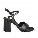 Sandale pour femmes en cuir noir avec courroie talon 7 - Pointures disponibles:  33, 43, 45