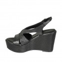Sandalo da donna in pelle stampata nera con plateau e zeppa 9 - Misure disponibili: 31, 42, 43