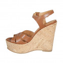 Sandalia para mujer en piel cognac con plataforma, cinturon y cuña 12 - Tallas disponibles:  43