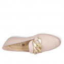 Mocassino da donna in pelle rosa chiaro con catena zeppa 2 - Misure disponibili: 44