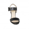 Sandale pour femmes avec boucle en cuir noir talon 8 - Pointures disponibles:  32