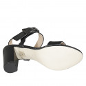 Sandalo da donna con fibbia in pelle nera tacco 8 - Misure disponibili: 32