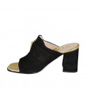 Sabot da donna con in camoscio nero con  fibbia in strass multicolor tacco 8 - Misure disponibili: 32