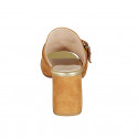 Mule pour femmes en daim cognac avec boucle en strass multicouleur talon 8 - Pointures disponibles:  32, 34, 43