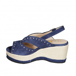 Sandalia para mujer en gamuza azul con tachuelas, plataforma y cuña 7 - Tallas disponibles:  43, 44 2