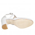 Chaussure ouverte pour femmes avec courroie croisée en cuir blanc talon 8 - Pointures disponibles:  43, 44