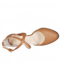 Zapato abierto para mujer con cinturon cruzado en piel color cognac tacon 8 - Tallas disponibles:  43