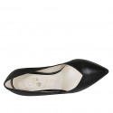 Escarpin à bout pointu a V pour femmes en cuir noir avec talon 7 - Pointures disponibles:  31, 42