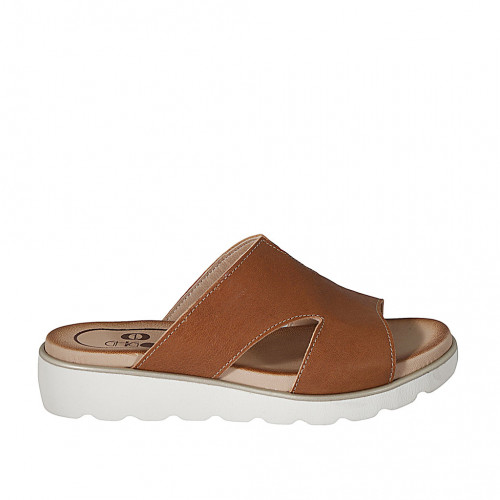 Woman's mule in cognac brown leather...