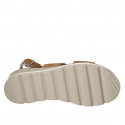 Sandalo da donna con accessorio in pelle color cuoio zeppa 4 - Misure disponibili: 42