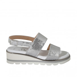 Sandale pour femmes en cuir lamé et imprimé argent talon compensé 4 - Pointures disponibles:  45