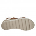 Sandalo da donna con velcro e borchie in pelle color cognac zeppa 4 - Misure disponibili: 42