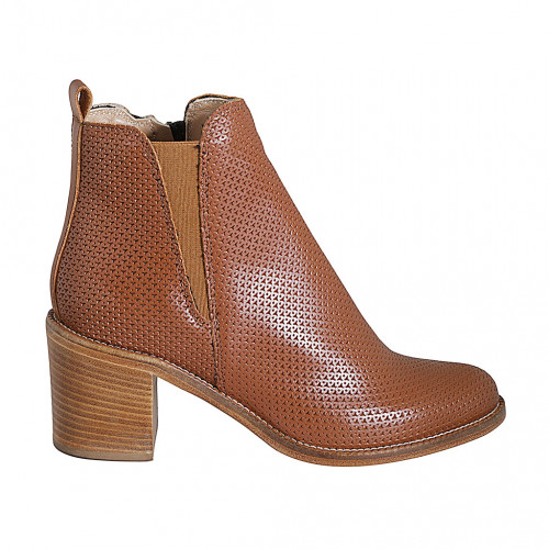 Woman's ankle boot with zipper and...