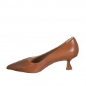 Escarpin à bout pointu pour femmes en cuir cognac avec talon 5 - Pointures disponibles:  42