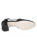 Scarpa aperta da donna con cinturino incrociato ed elastico in pelle nera tacco 6 - Misure disponibili: 44