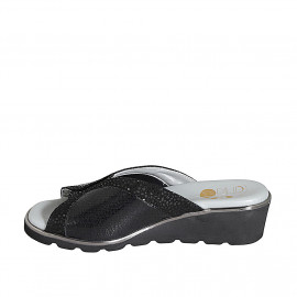 Sabot da donna in pelle stampata e camoscio stampato nero zeppa 4 - Misure disponibili: 42, 43 2