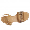Sandale avec courroie et strass en cristal multicouleur pour femmes en cuir cognac talon 10 - Pointures disponibles:  42, 43