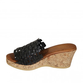 Woman's mules in black... 2