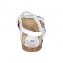 Sandale pour femmes en cuir blanc avec fermetures velcro, perles et strass talon compensé 2 - Pointures disponibles:  32