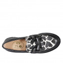Mocassin pour femmes avec accessoire en cuir noir et cuir de veau avec fourrure blanc et noir talon 3 - Pointures disponibles:  32, 42, 43