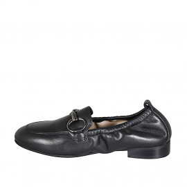 Mocasino con elastico y accesorio para mujer en piel negra con tacon 2 - Tallas disponibles:  33 2