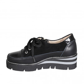 Woman's laced shoe with zipper in black leather, suede and patent leather wedge heel 4 - Available sizes:  43, 45 2