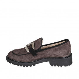 Mocasín para mujer con accesorio en gamuza marron tacon 3 - Tallas disponibles:  44, 45 2