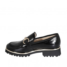 Mocassin avec accessoire pour femmes en cuir verni noir talon 3 - Pointures disponibles:  43 2