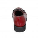Ballerine avec accessoire et bout droit pour femmes en cuir verni bordeaux talon 3 - Pointures disponibles:  32, 33, 43, 44