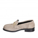 Mocassin pour femmes avec accessoire en daim gris tourterelle talon 3 - Pointures disponibles:  35, 42, 44