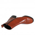 Stivaletto da donna con cerniera e punta squadrata in pelle color cuoio tacco 4 - Misure disponibili: 32, 35, 44