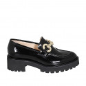 Mocassin pour femmes avec accessoire en cuir verni noir talon 5 - Pointures disponibles:  44
