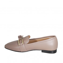 Mocasíno a punta para mujer en piel gris perla con accesorio y moño tacon 1 - Tallas disponibles:  35, 42, 45 2