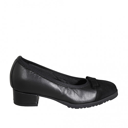 Zapato de salon para mujer con plantilla extraible, moño y puntera en piel y gamuza negra tacon 3 - Tallas disponibles:  33, 42