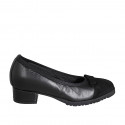 Zapato de salon para mujer con plantilla extraible, moño y puntera en piel y gamuza negra tacon 3 - Tallas disponibles:  33, 42